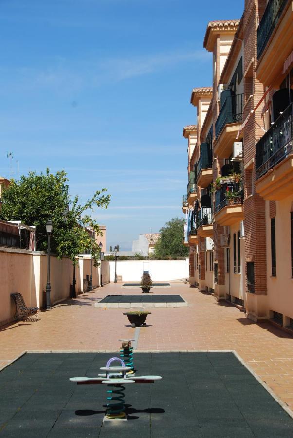 Granada A Un Paso, Parking Gratis Apartment Hijar  ภายนอก รูปภาพ